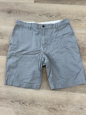 Dockers Men's Light Gray Flat Front Shorts